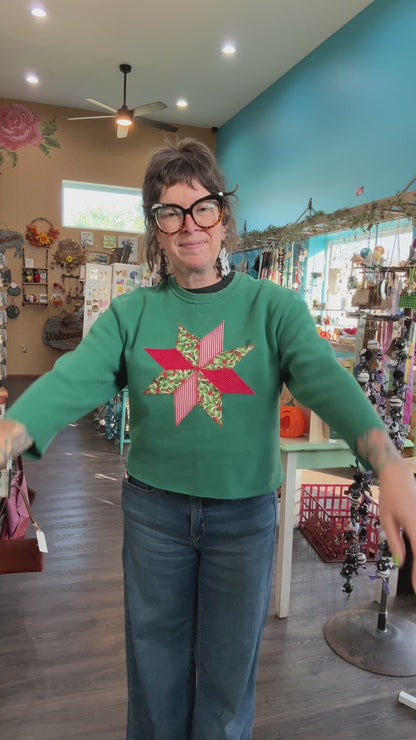 Quilt Star Sweatshirt - Green